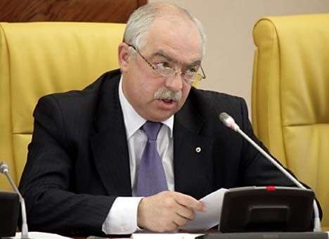 Федерация футбола Киева выступит против Стороженко
