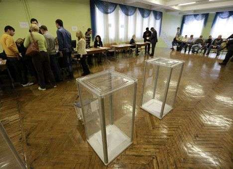 На пять «проблемных» округов уже 28 желающих