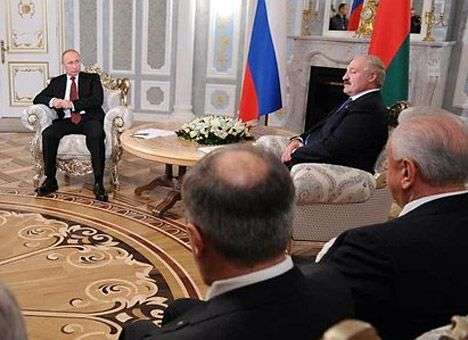 Путин и Лукашенко кратко обсудили «калийную войну»