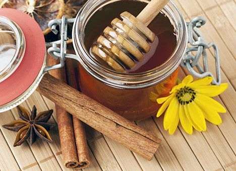 Мед и корица являются панацеей от всех заболеваний