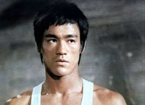 Личные вещи Брюса Ли пустят с молотка в США