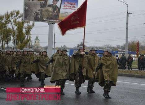 Зрители 5 часов ждали форсирования Днепра  без воды и туалета (ФОТО)
