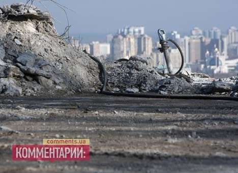 В Мариинском парке разрушили смотровую площадку. Ради «Режиссера» (ФОТО)