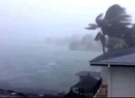 Сверхмощный тайфун обрушился на Филиппины