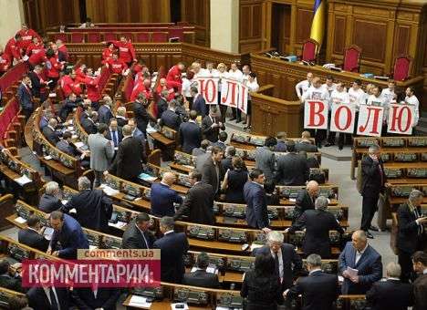Оппозиция за ночь напишет новый закон для Тимошенко