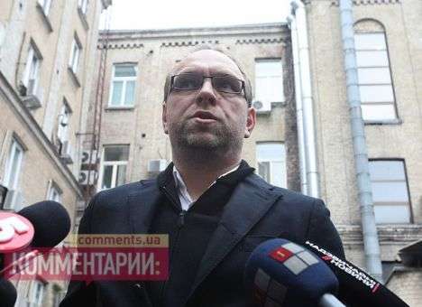 Пшонке напомнили, что Власенко как адвокат подпадает под спецпорядок