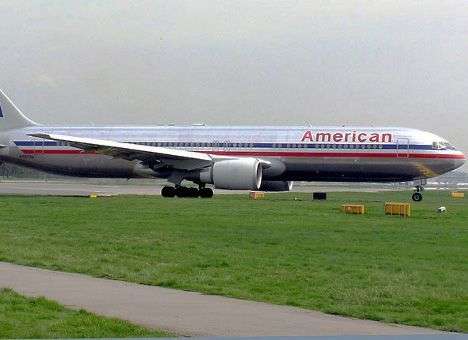 В США у самолета со 155 людьми треснуло лобовое стекло