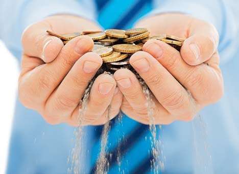 Миллиарды в песок