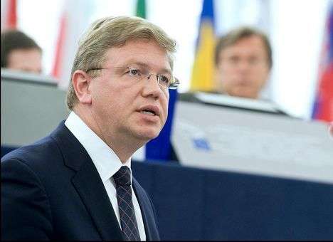 В оппозиции заявили, что в Украину приедет еврокомиссар Фюле