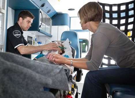 Почти 300 учеников отравились угарным газом в школе в США