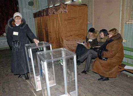 Власть поможет оппозиции победить в «проблемных» округах