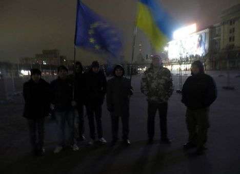 Харьковчане также вышли на площадь в поддержку Евромайдана (ФОТО)