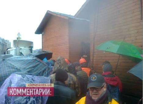 На Майдане «Беркут» начал вытеснять митингующих (ФОТО)