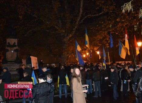 В Одессе на Евромайдан зазывали поэзией Пушкина (ВИДЕО)