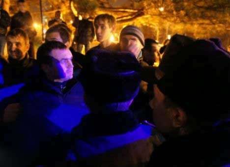 В Николаеве евромитингующие подрались с милицией, - СМИ (ФОТО, ВИДЕО)