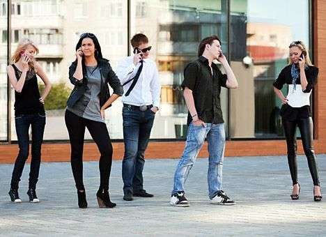 Пять из шести мобильных телефонов через 4 года будут смартфонами