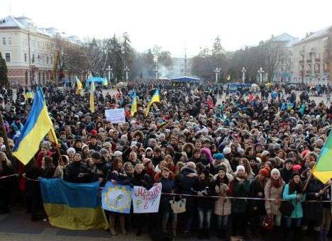 Мэр Тернополя призвал ректоров вузов отменить учебу и выходить на Евромайдан (ФОТО)