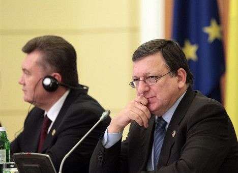 ЕС не хочет, чтобы в соглашение с Украиной вмешивалась Россия, – Баррозу