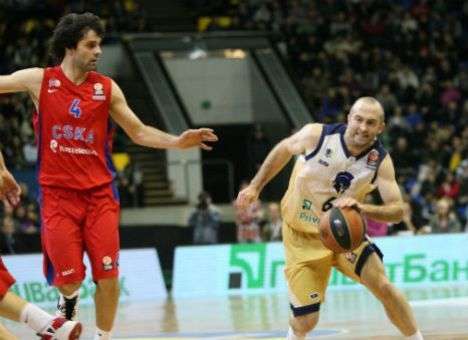 «Будивельник» в борьбе уступил ЦСКА (ВИДЕО)