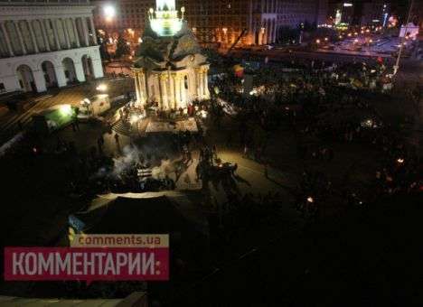 Азаров вернулся в Facebook: власть не заинтересована в сценарии на Майдане