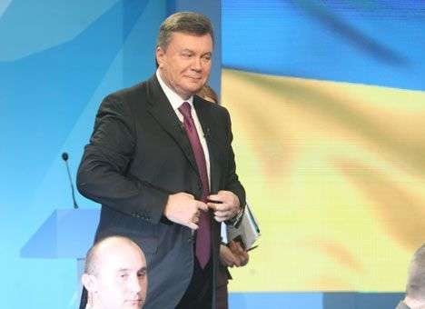 Президент разрешил туркам находиться в Украине без виз два месяца