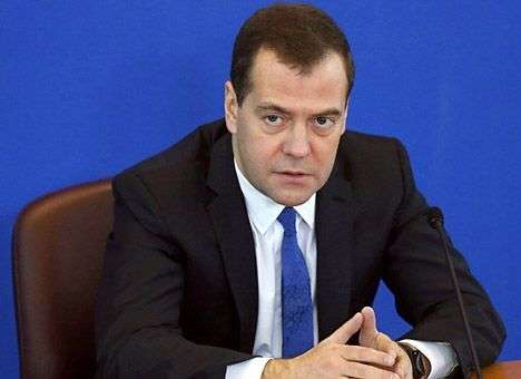 Медведев дал понять, что Украина должна сама решить свои проблемы