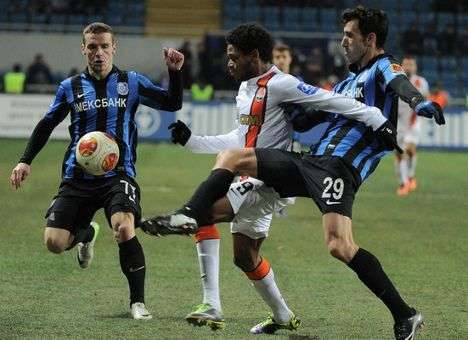 Премьер-лига подкорректировала турнирную таблицу