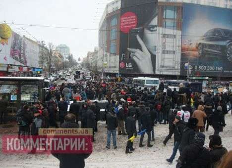 Майдан замер в ожидании штурма
