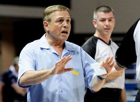 Контракт тренера сенсационной сборной Украины продлен