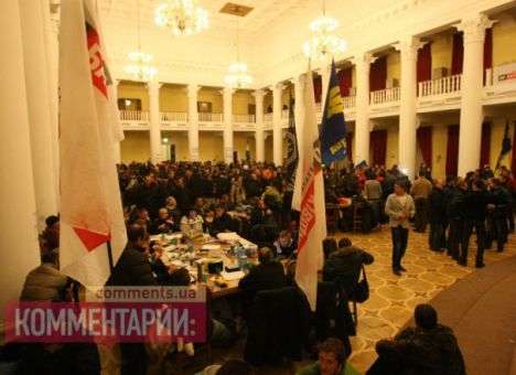 Милиция пока не намерена штурмовать КГГА, - СМИ