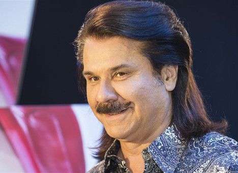 Павло Зибров извинилтся за песню «Єднаймося!» на Антимайдане