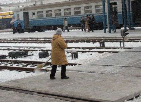 Антимайданщиков из Крыма вывозят в Киев в дополнительных вагонах