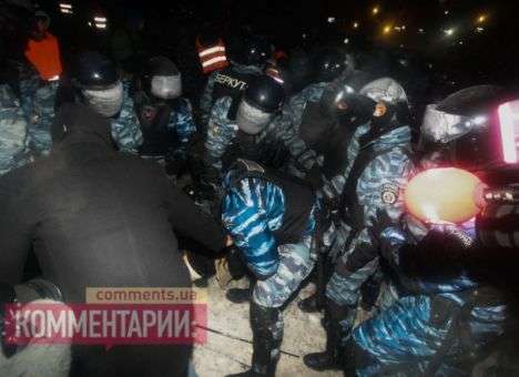 Президента призвали выполнить требования Майдана