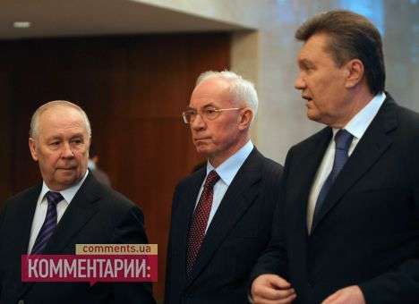 Янукович и Азаров приехали на «круглый стол»