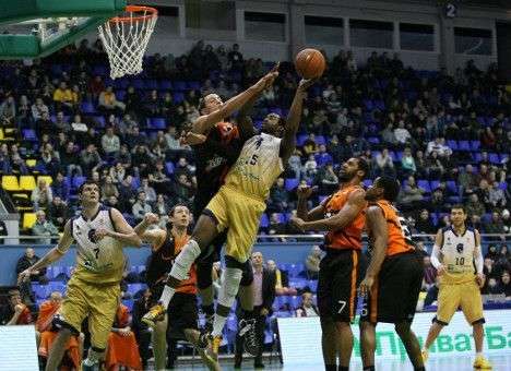 Киевляне снова опозорились перед своими болельщиками