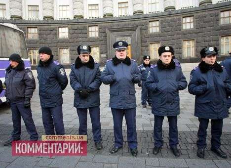 В Киеве несут службу более двух тысяч милиционеров