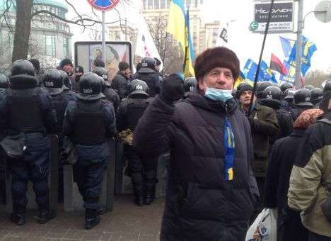 Милиция остановила активистов, направляющихся к МВД (ФОТО)