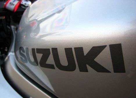 Suzuki выпустила миникар под названием «Проститутка»