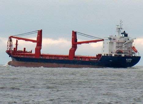 Судно c украинскими БТР для Ирака возвращается со своим грузом домой, - СМИ