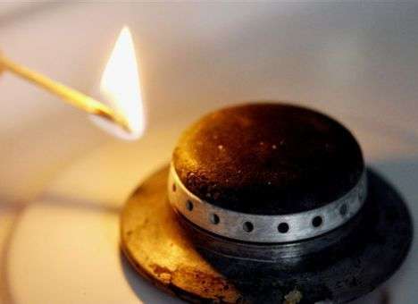 НКРЭ снизила цену на газ и для промышленников, и для населения