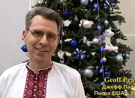 Посол США в вышиванке и на украинском языке поздравил Украину с Новым годом (ВИДЕО)