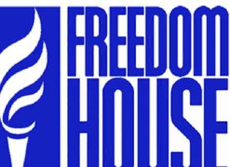 Freedom House просит Януковича не подписывать скандальные законы