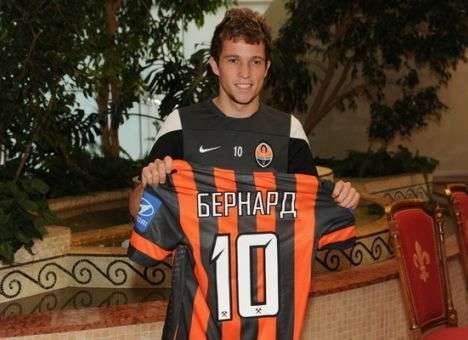 Соперник «Днепра» начал охоту за самым дорогим футболистом Украины