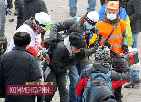 Медик на Грушевского: «Лично вырву кадык тому, кто скажет, что «у них – приказ»