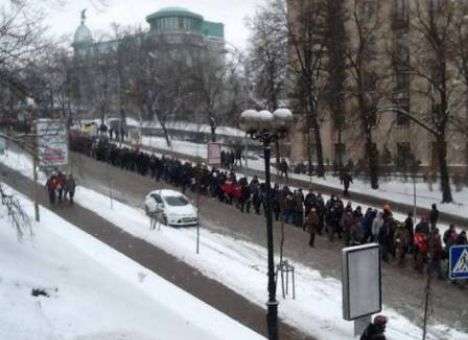 Силовики снесли баррикады на Грушевского и оттеснили протестующих (ФОТО)