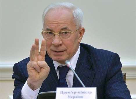 Азаров объяснил, зачем ездил в Давос