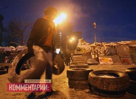 Ночь на Грушевского прошла спокойно. Протестующие усиливают баррикады