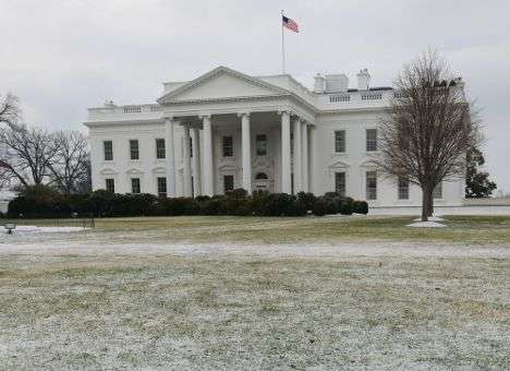 На сайте Белого дома появилась петиция с призывом помочь силовикам подавить протесты в Украине (Скриншот)