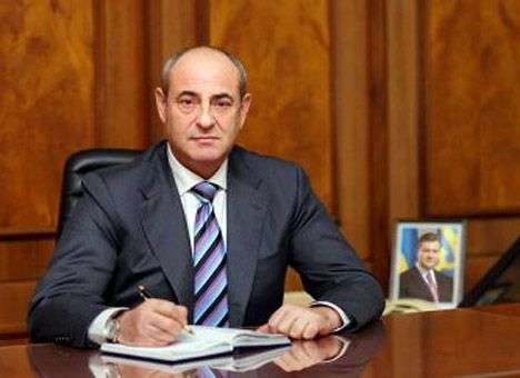 Депутаты выразили недоверие губернатору Прикарпатья