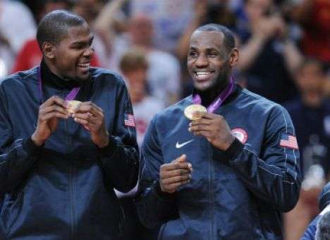 На чемпионате мира Украина сыграет с действующими обладателями титула